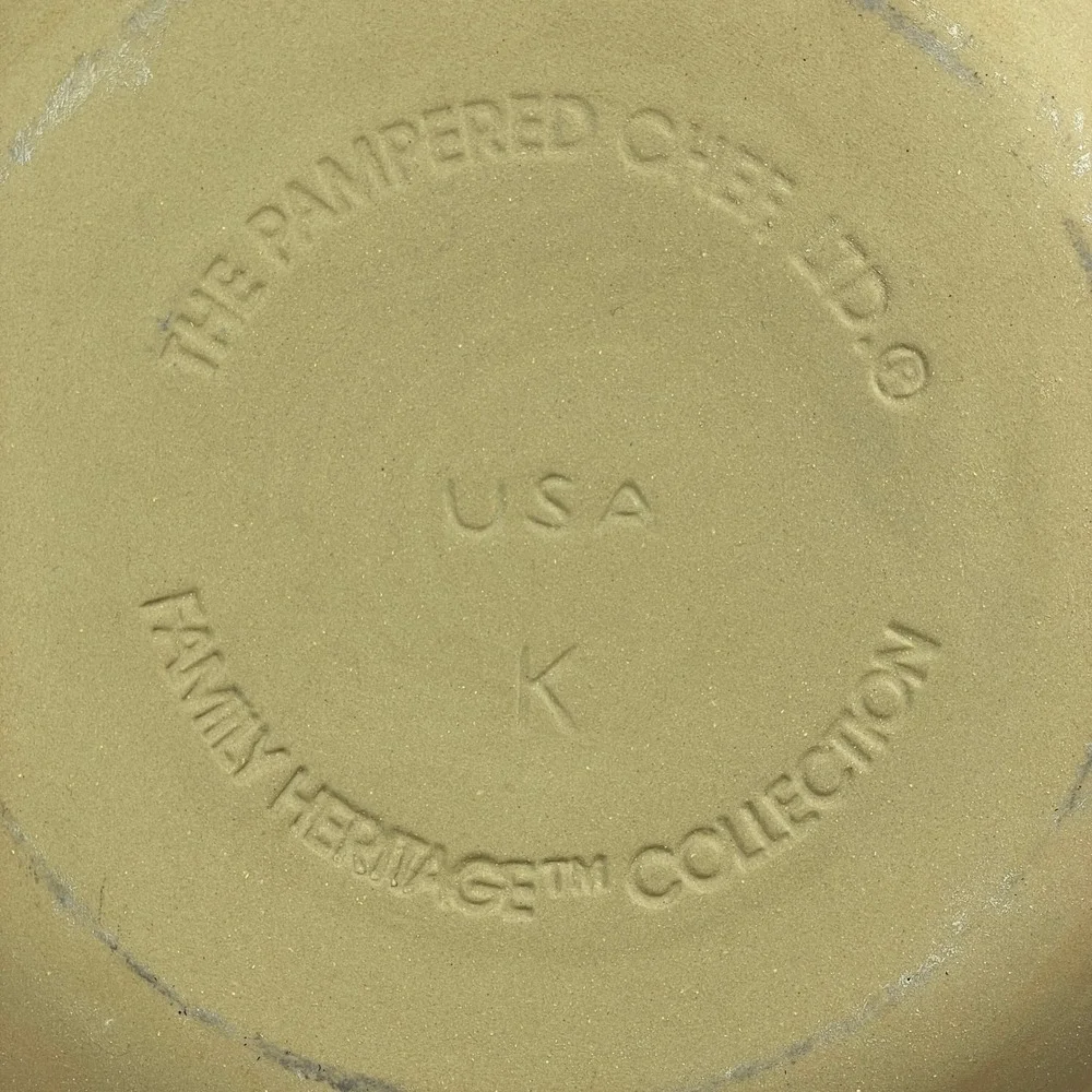 Pampered‎ Chef Family Heritage Collection 12 inch Stoneware Bowl Dish
